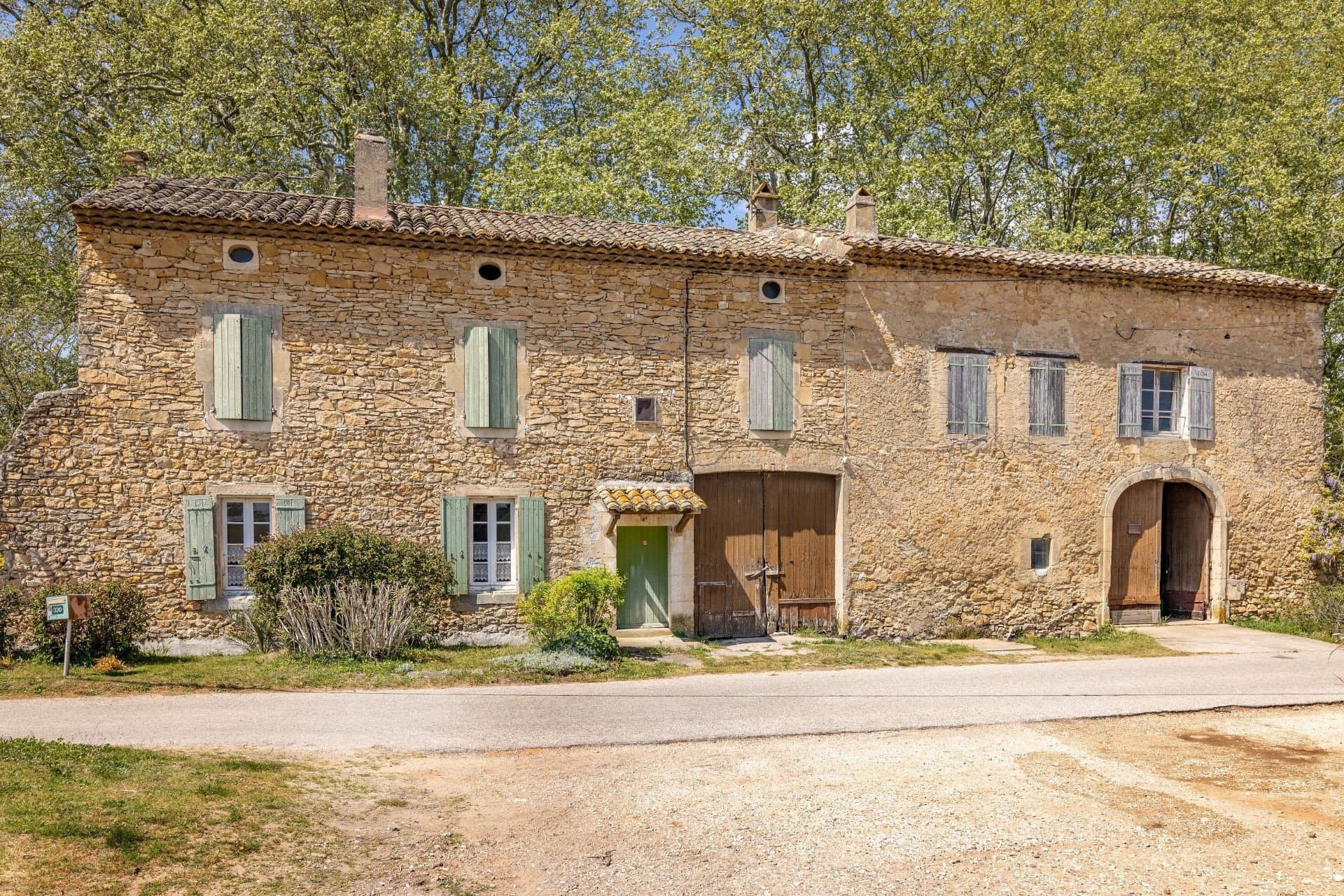 Authentic Château to Renovate in the Heart of Côtes du Rhône 2