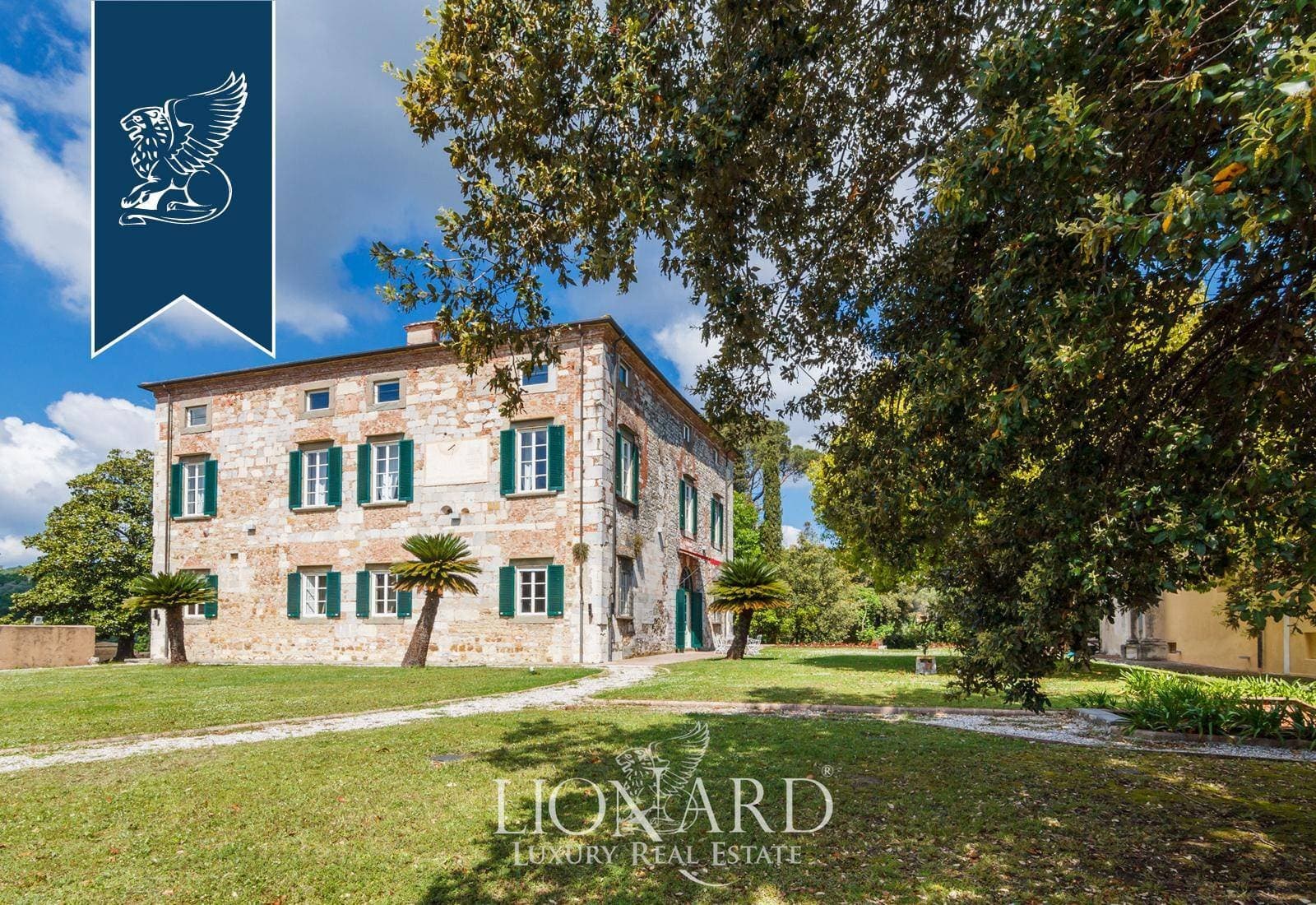 Elegant Historical Villa Near Pisa 3