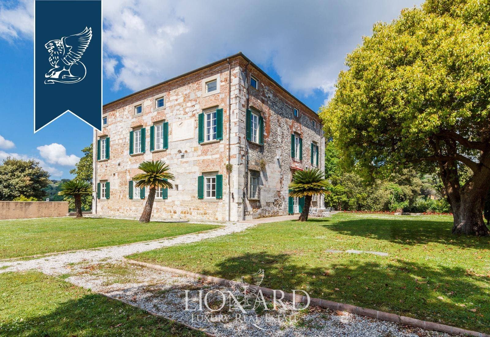 Elegant Historical Villa Near Pisa 4