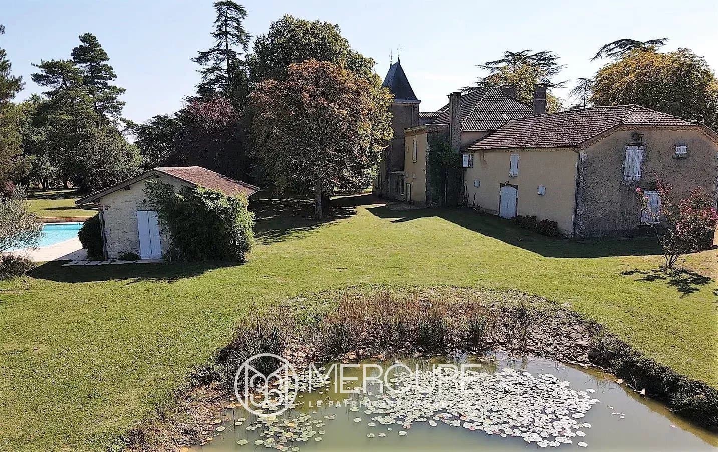 Charming 19th Century Castle With Pool And Stables 3