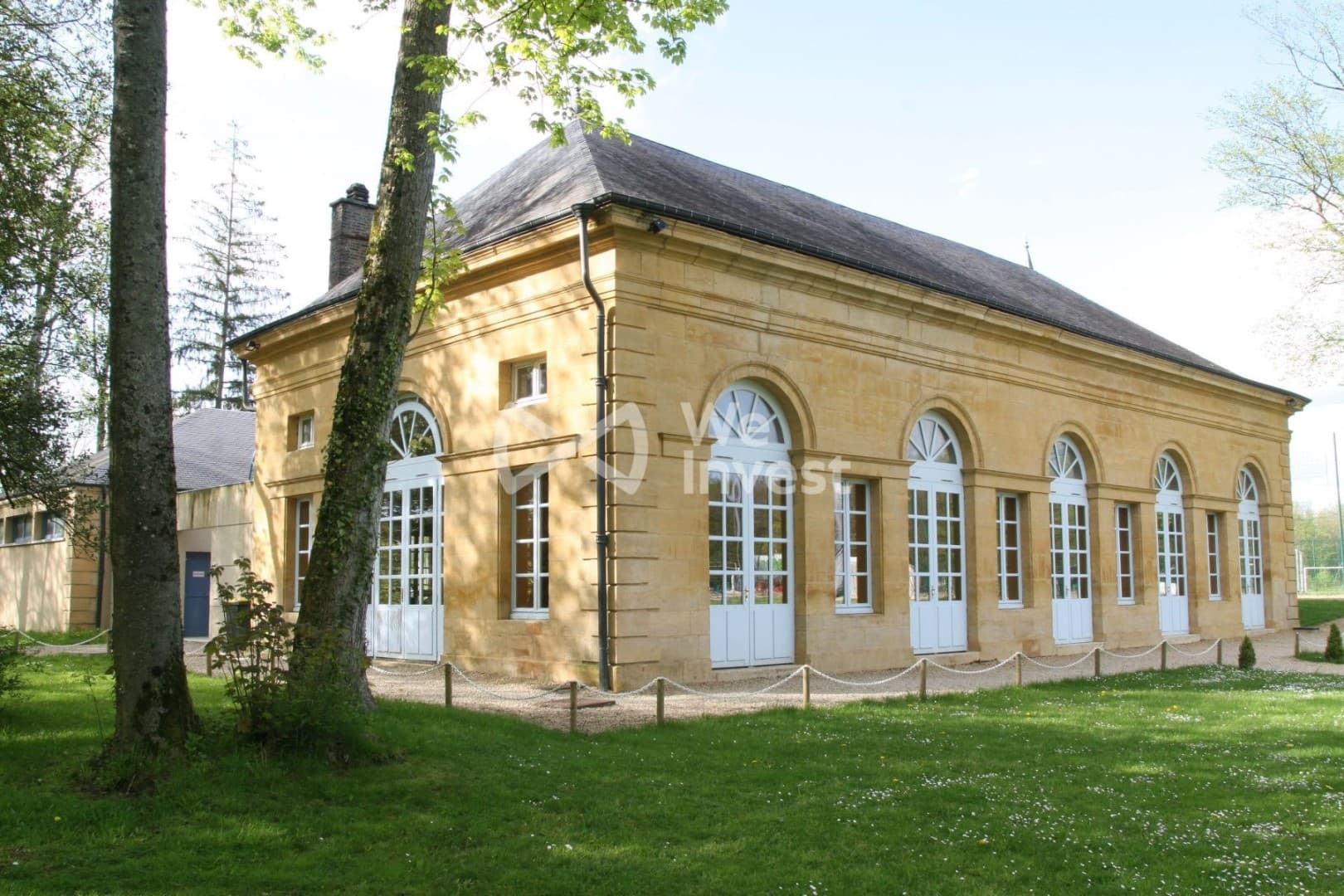 Impressive 18th Century Castle With 36 Bedrooms And Swimming Pool 3