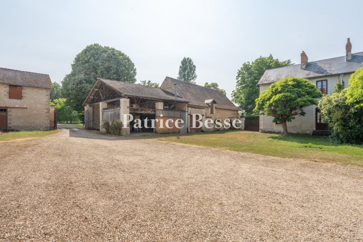 Late 19th Century Château Surrounded By 140 Hectares Of Grounds 5