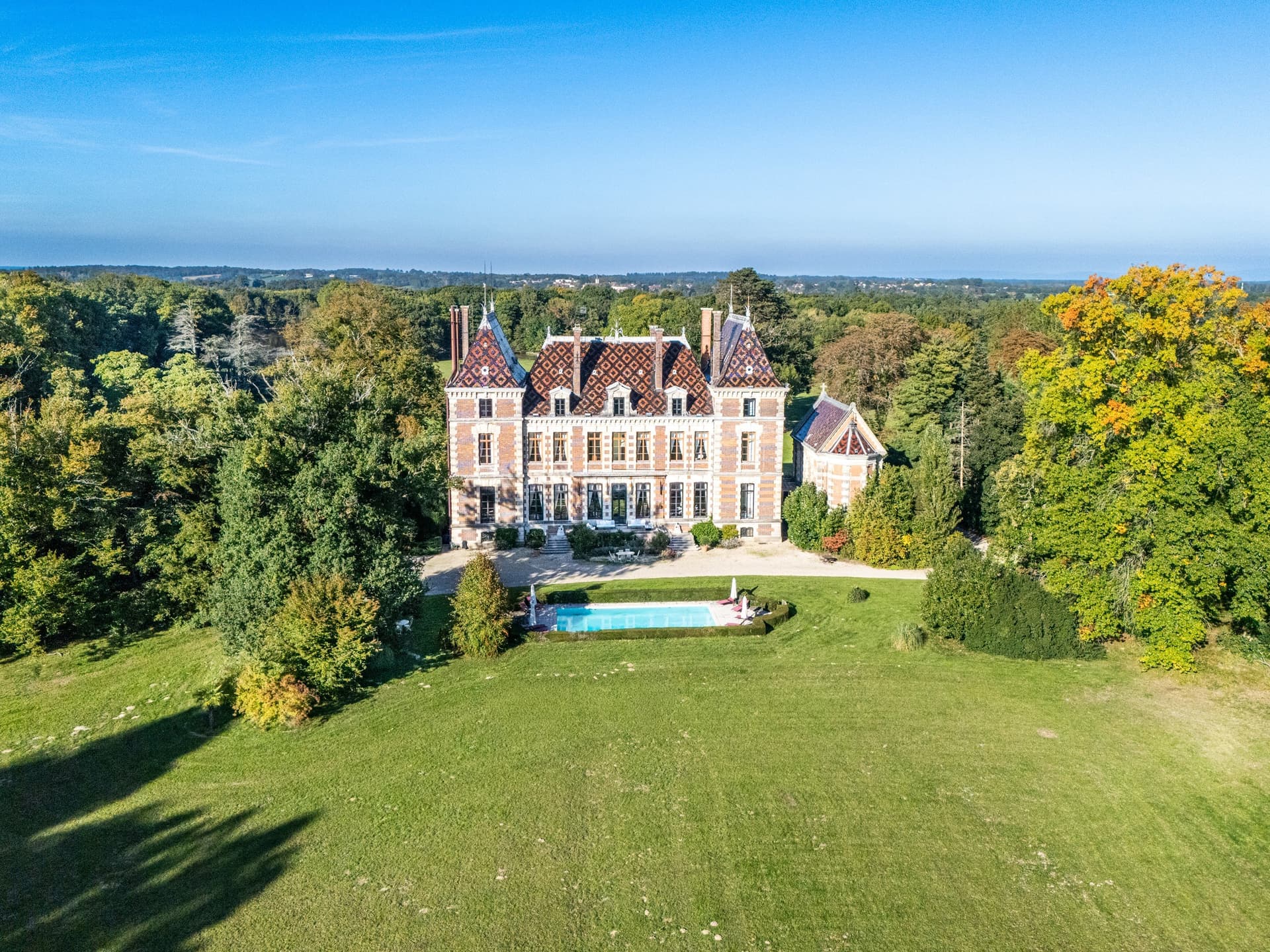 19th Century Château with 17 Bedrooms in a 57 Hectare Park 2