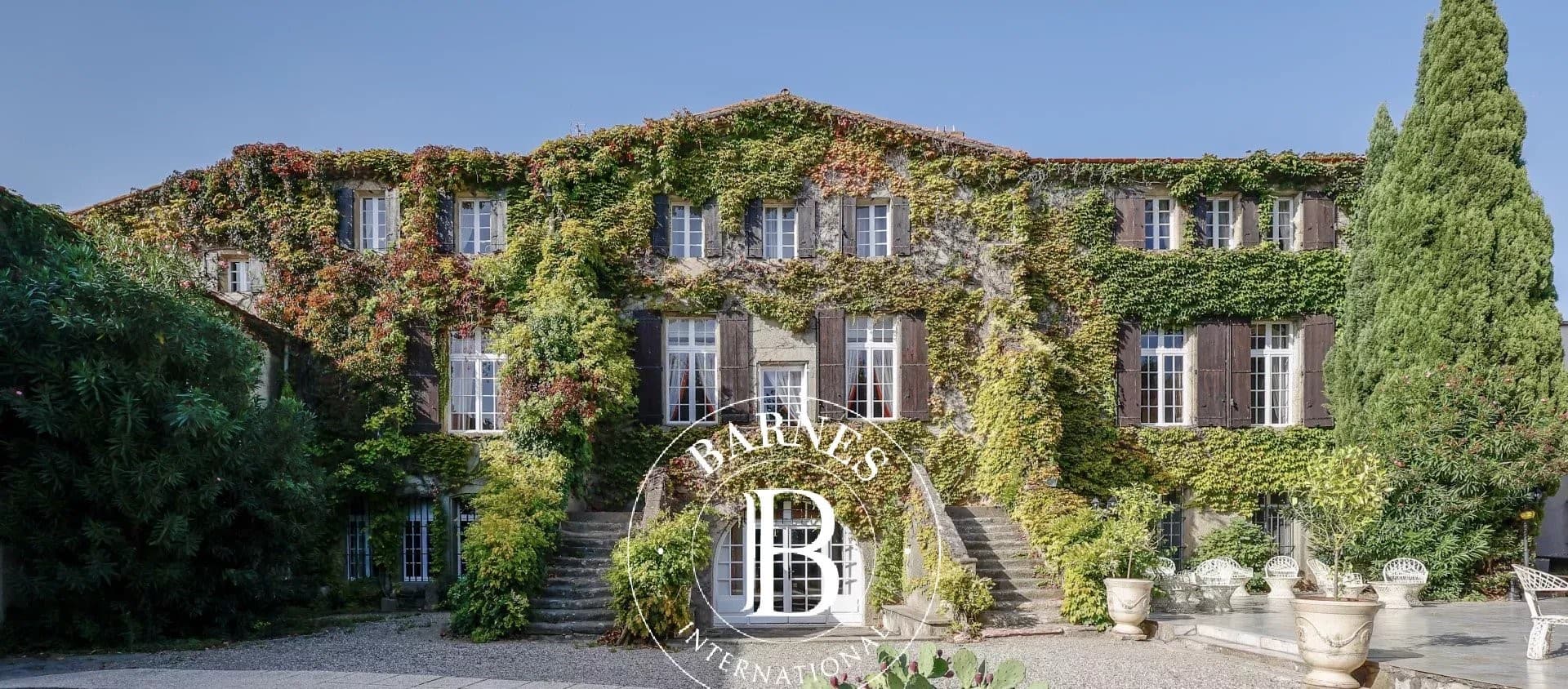 Strategic Château Near Carcassonne With 3500 Sqm Usable Space