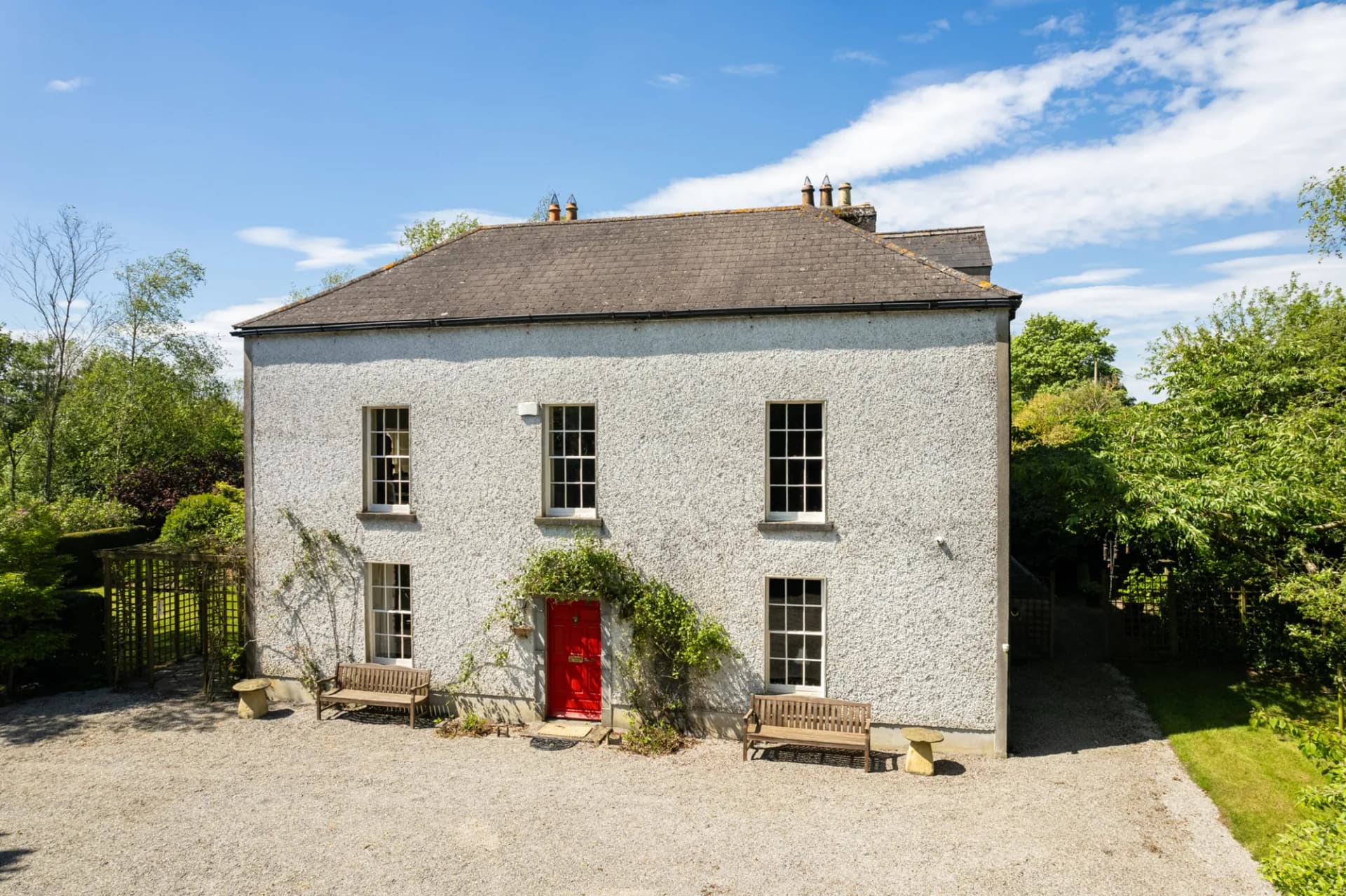 Exquisite Late 18th Century Georgian Residence With Landscaped Gardens