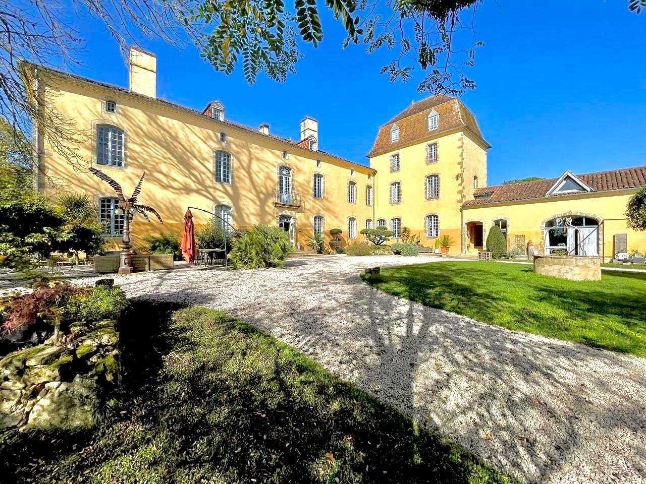Stunning Château With 26 Bedrooms And Panoramic Views Of The Pyrenees