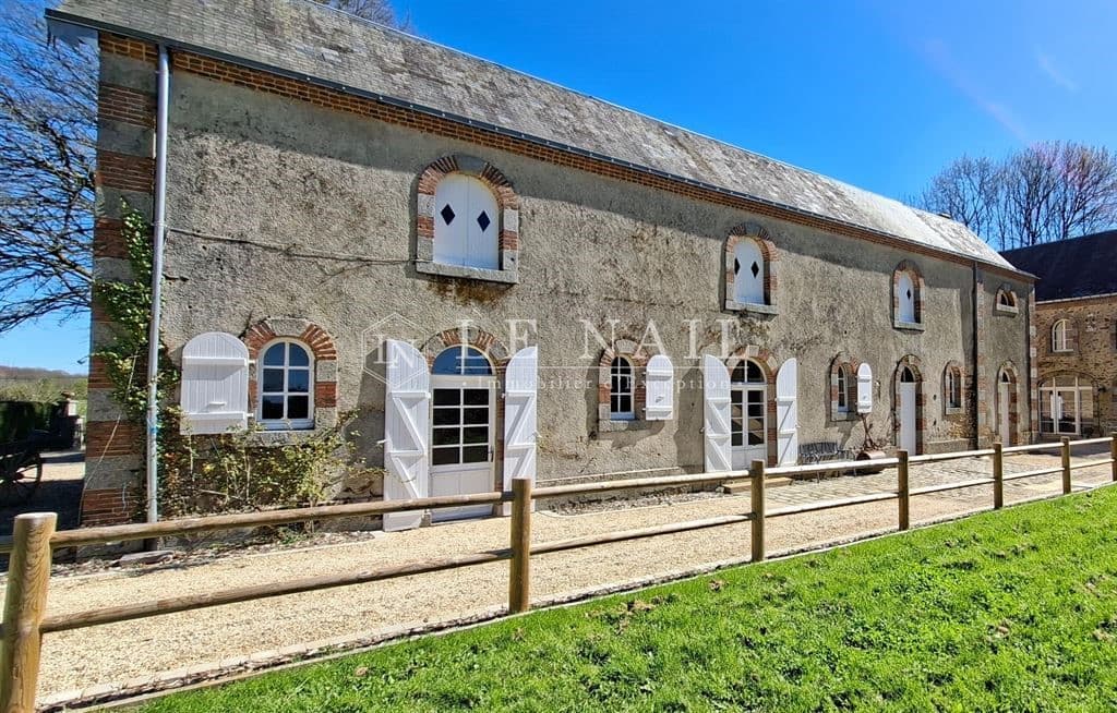 Château with Guest House and Pool in the Heart of Vendée 5