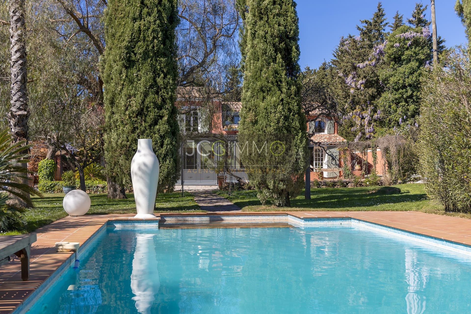 Charming Bastide With Pool And Independent Cottage In Provence 3