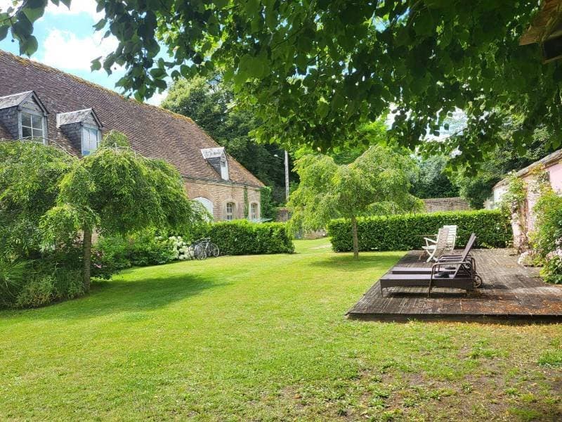 Château Wing 551.65 Sqm 4 Bedrooms 3