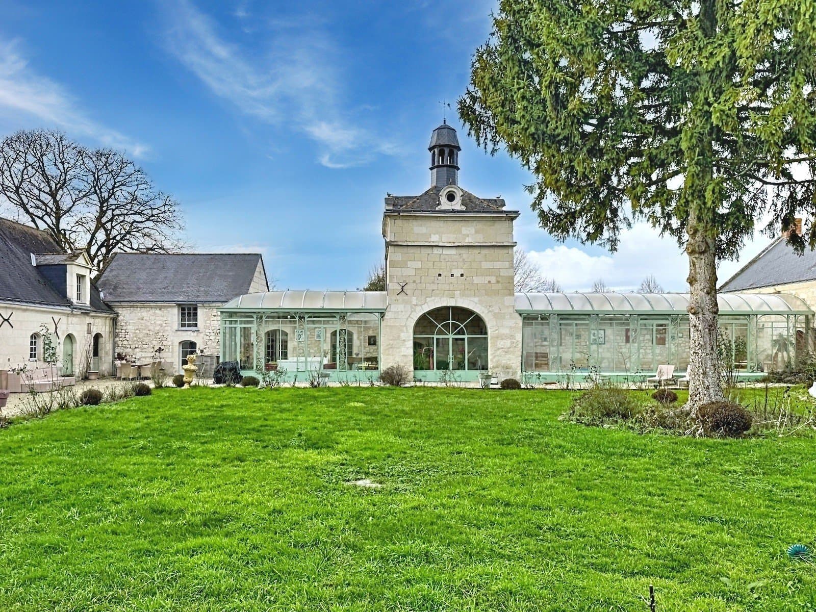 Château With Indoor Pool, Pigeon House, And Tennis Court On 4.8 Hectares 3