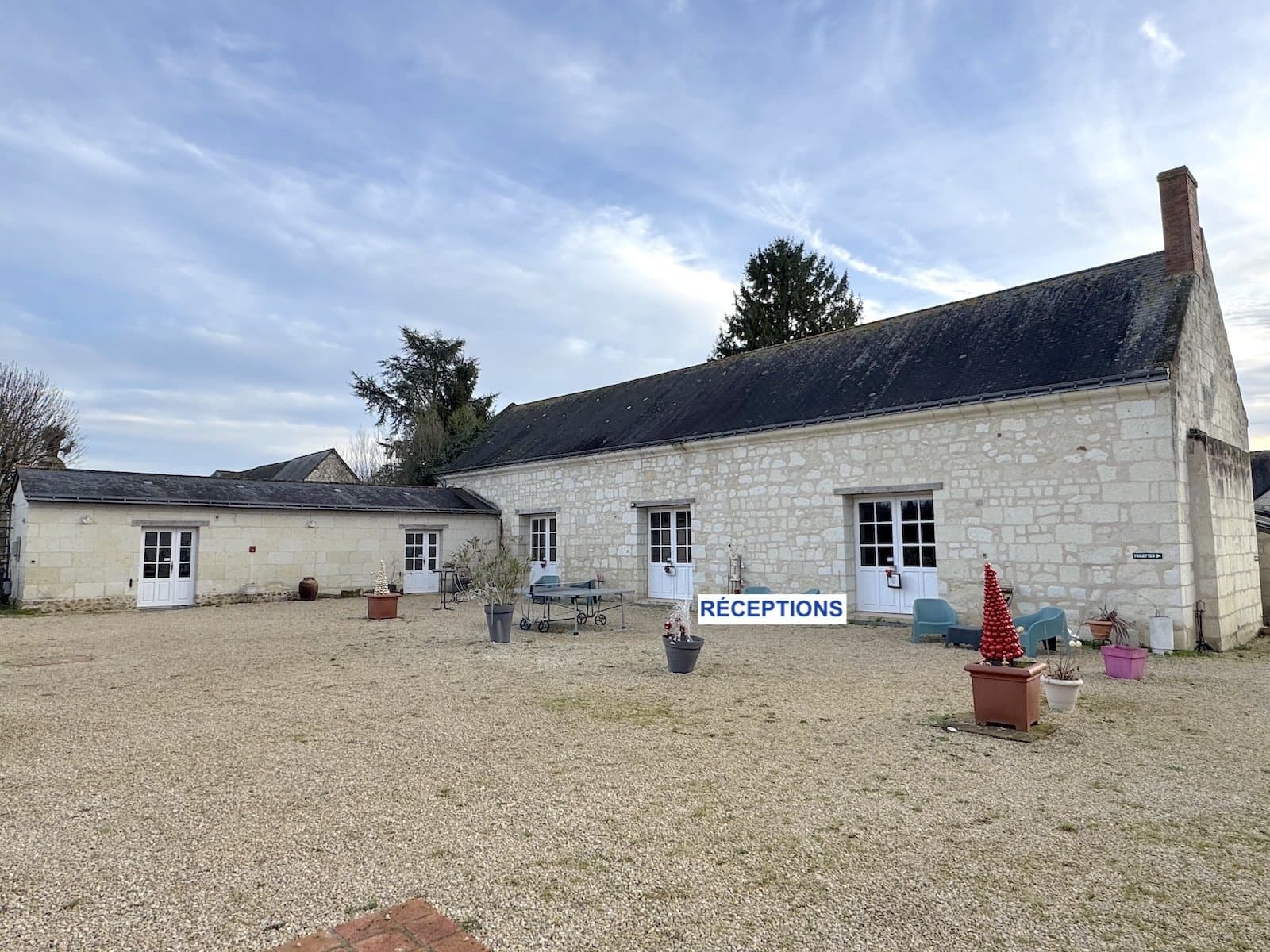 Château With Indoor Pool, Pigeon House, And Tennis Court On 4.8 Hectares 4