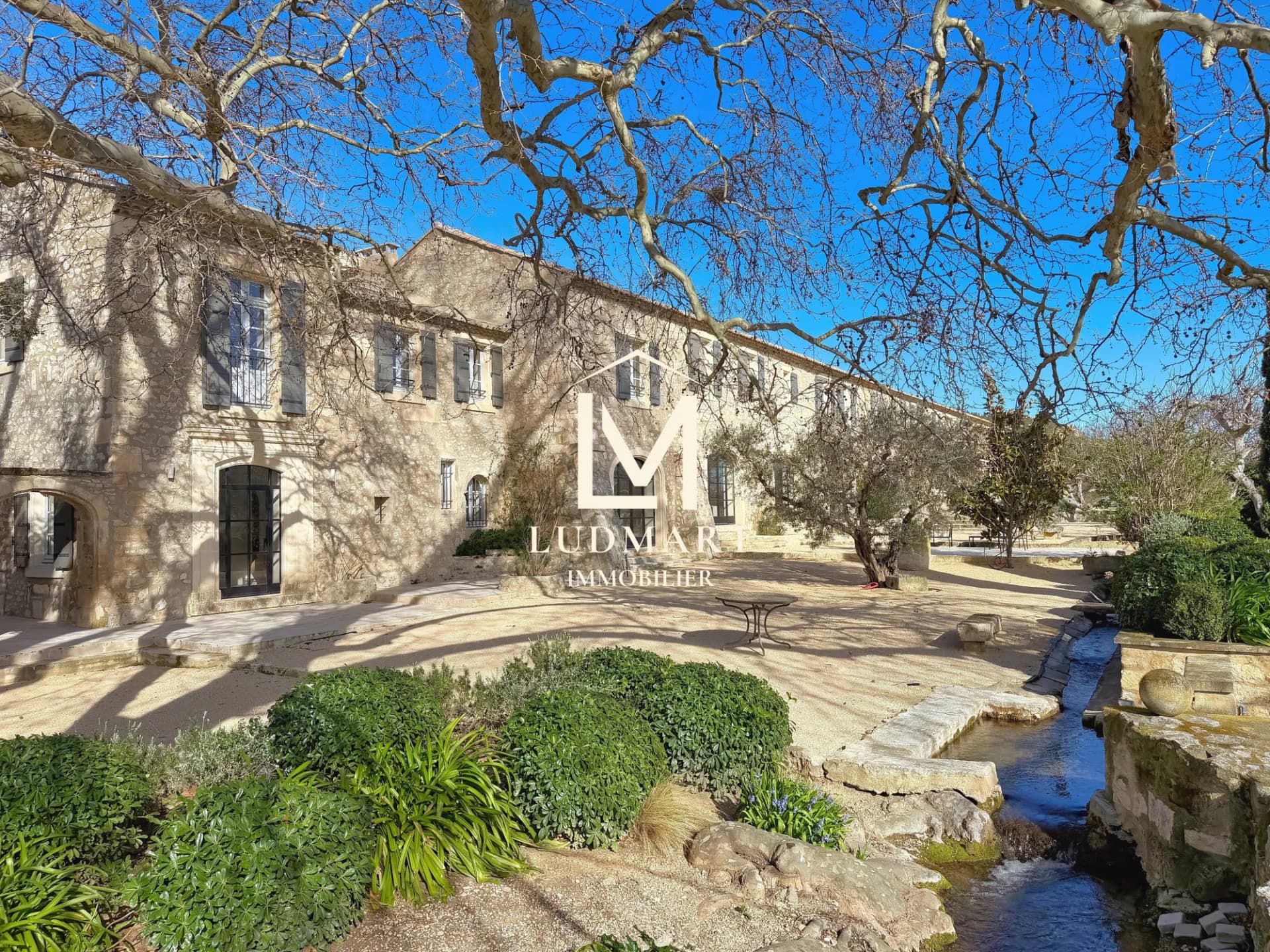 Exceptional Farmhouse With 1300 Sqm Living Space And Panoramic Views 4