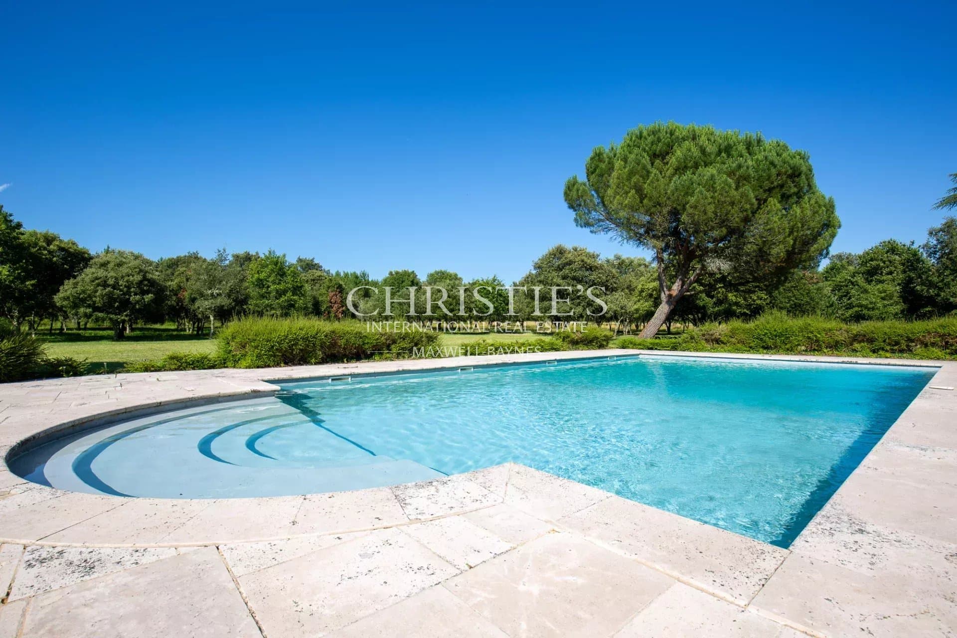 Enchanting Castle Estate With Guardian's Cottage And Truffle Trees 5