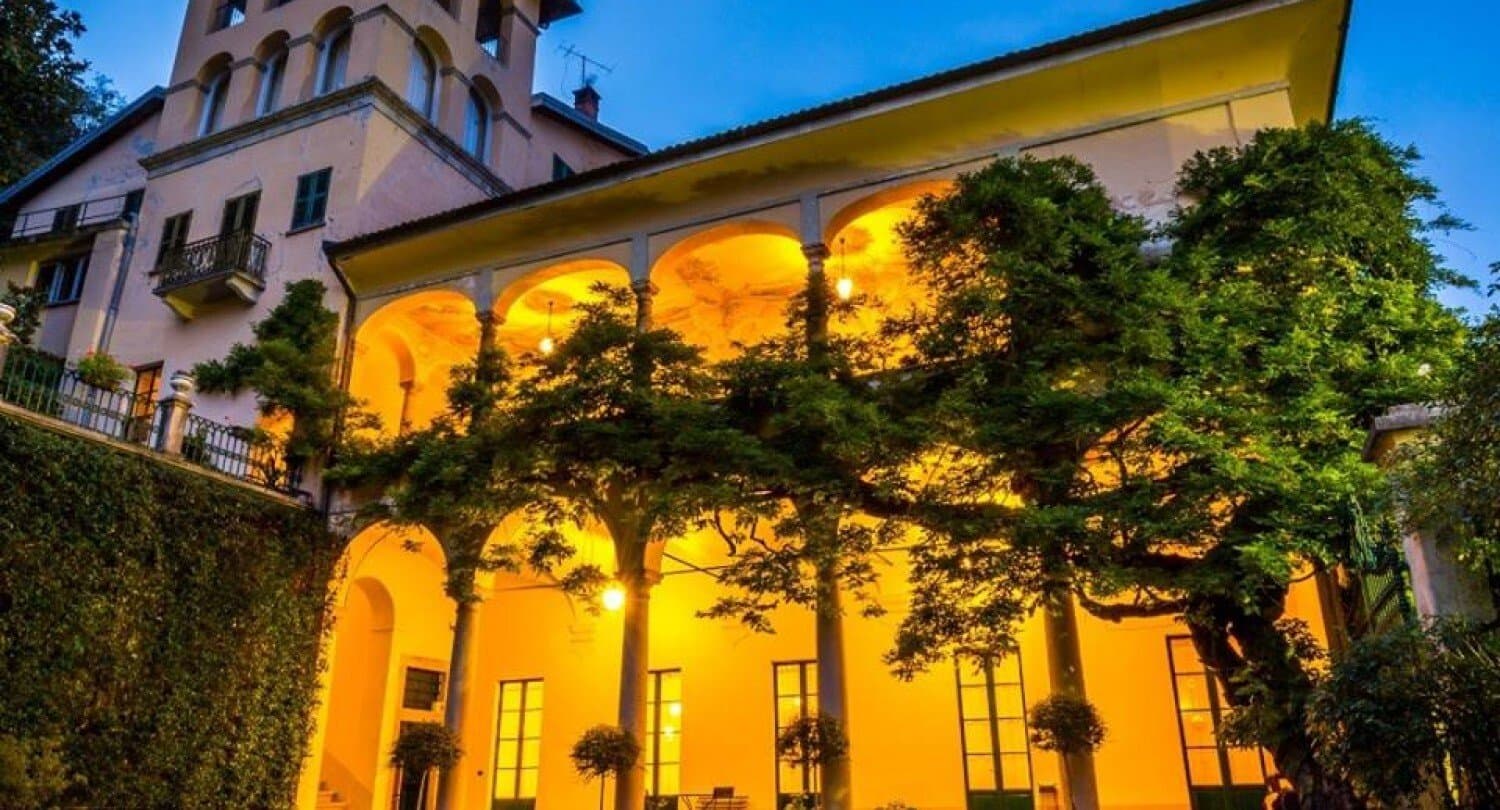 Elegant Historic Palace With Arched Portico And Scenic Hillside Views 5