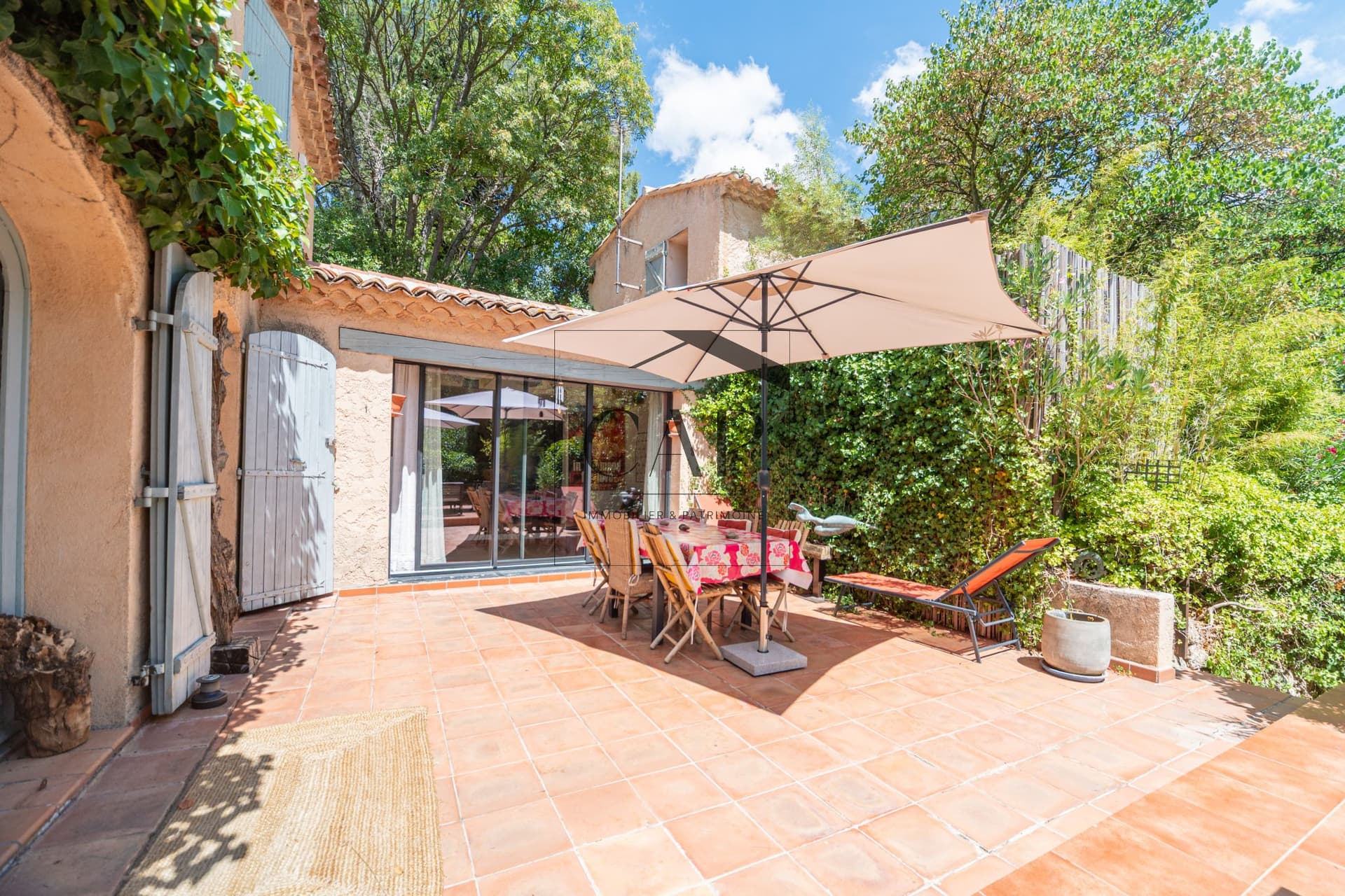 Exceptional Property With 6 Bedrooms And Swimming Pool Near Aix-en-Provence 3