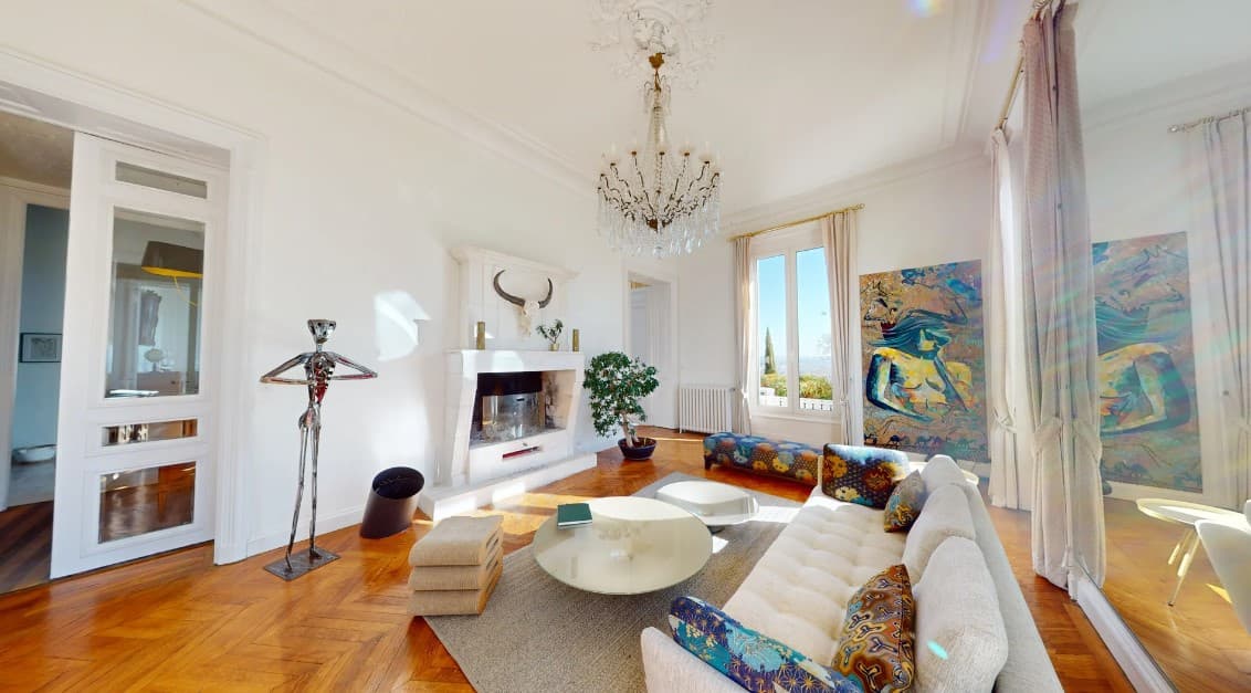Castle with 8 Bedrooms and Swimming Pool in Pau 5