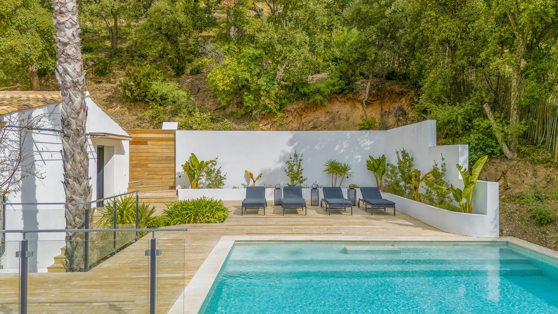 Recently Renovated House With Sea And Hill View 3