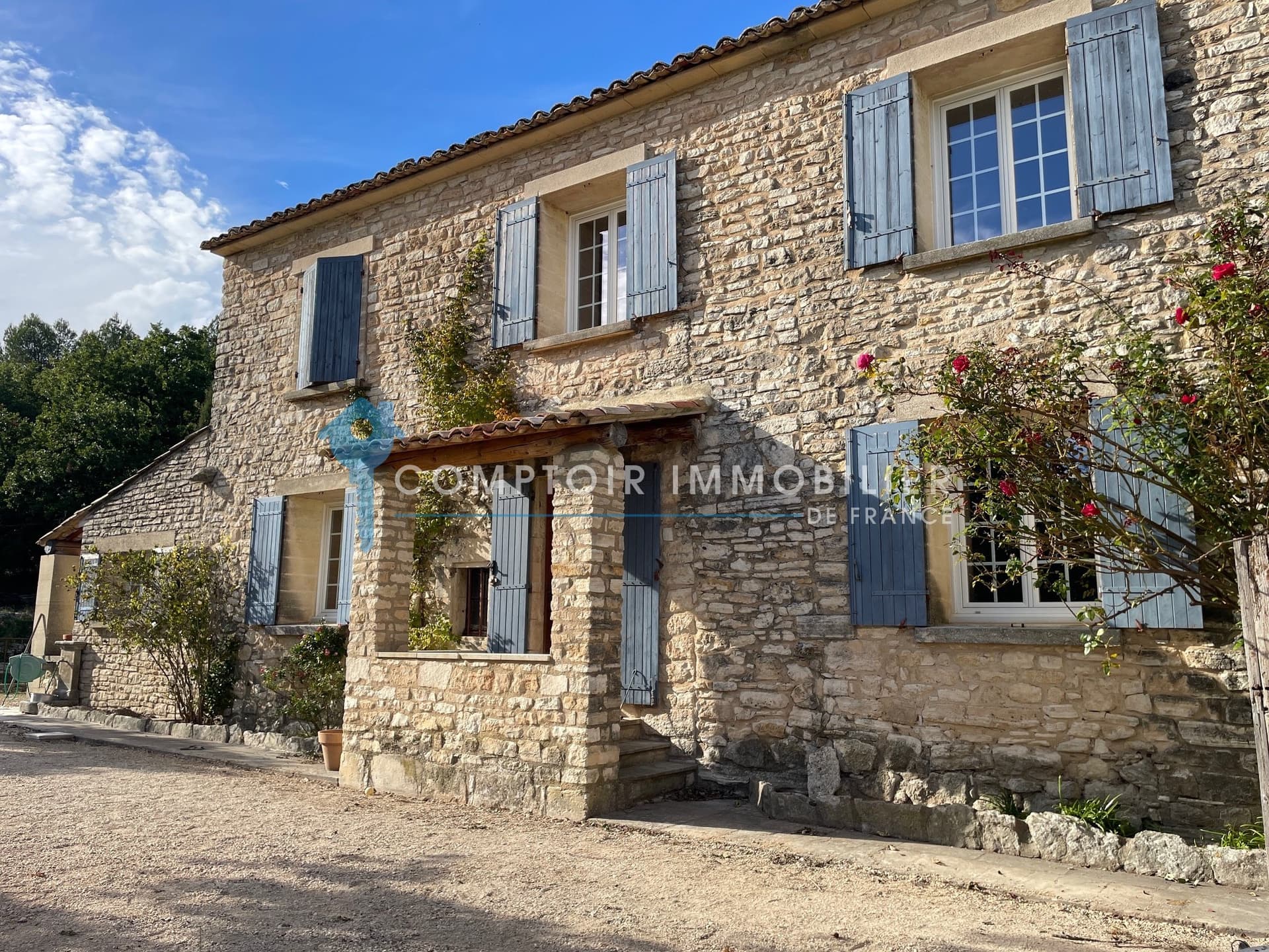 Charming Bastide With Independent House And Expansive Outbuildings