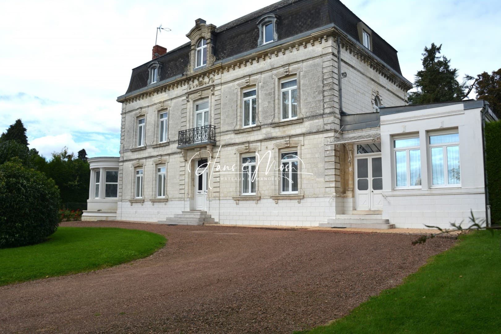 Charming 19th Century Castle with 15 Rooms — in Pas-de-Calais, Hauts-de-France