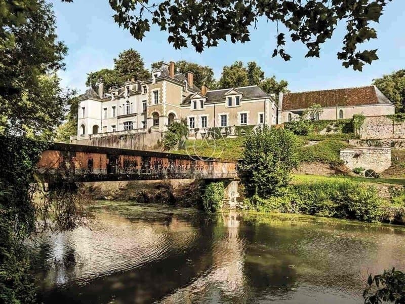 Stunning 19th Century Castle With River Views And Expansive Grounds 4
