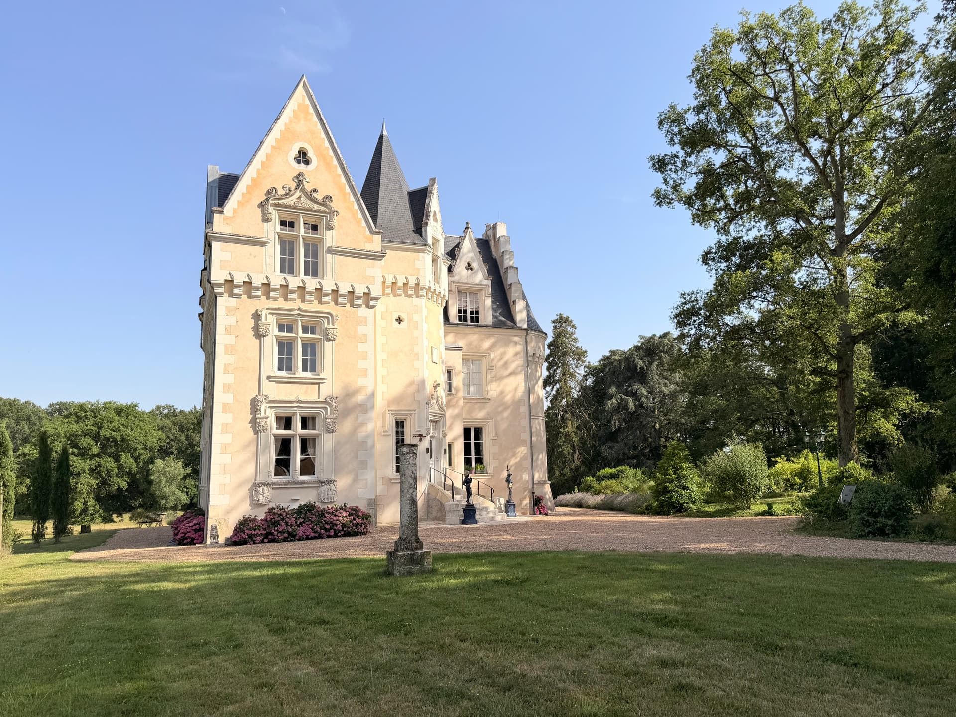 Renovated Castle with Swimming Pool and Terrace 5