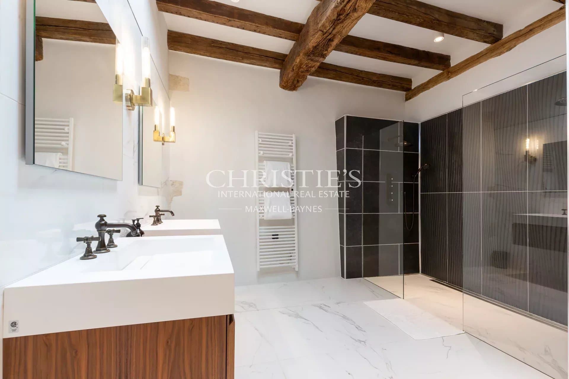 Castles for sale in Périgueux