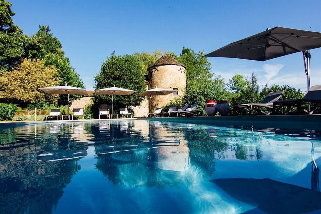 13th Century Château With Event Hosting Potential Near Mâcon 2