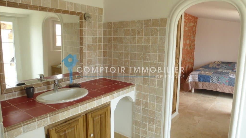 Castles for sale in Vaucluse