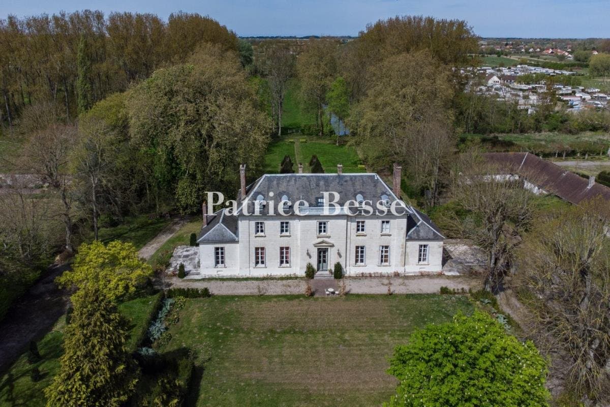 18th Century Mansion With Parkland And Swimming Pool Near Baie De Somme 3