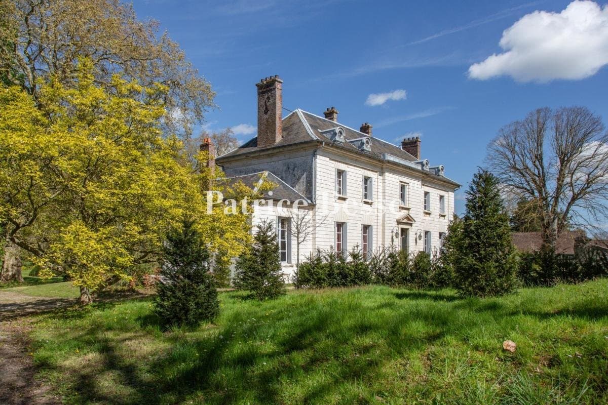 18th Century Mansion With Parkland And Swimming Pool Near Baie De Somme 4