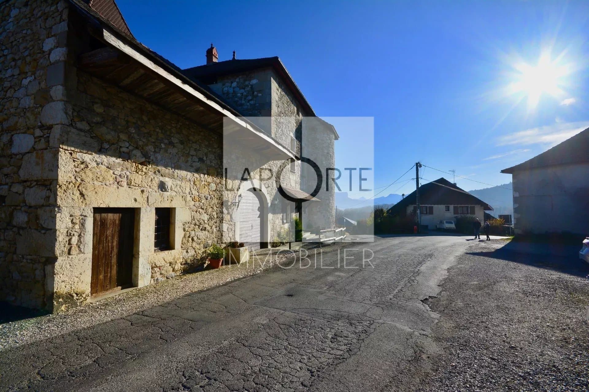 Renovated Château With Garden And Home Cinema 3