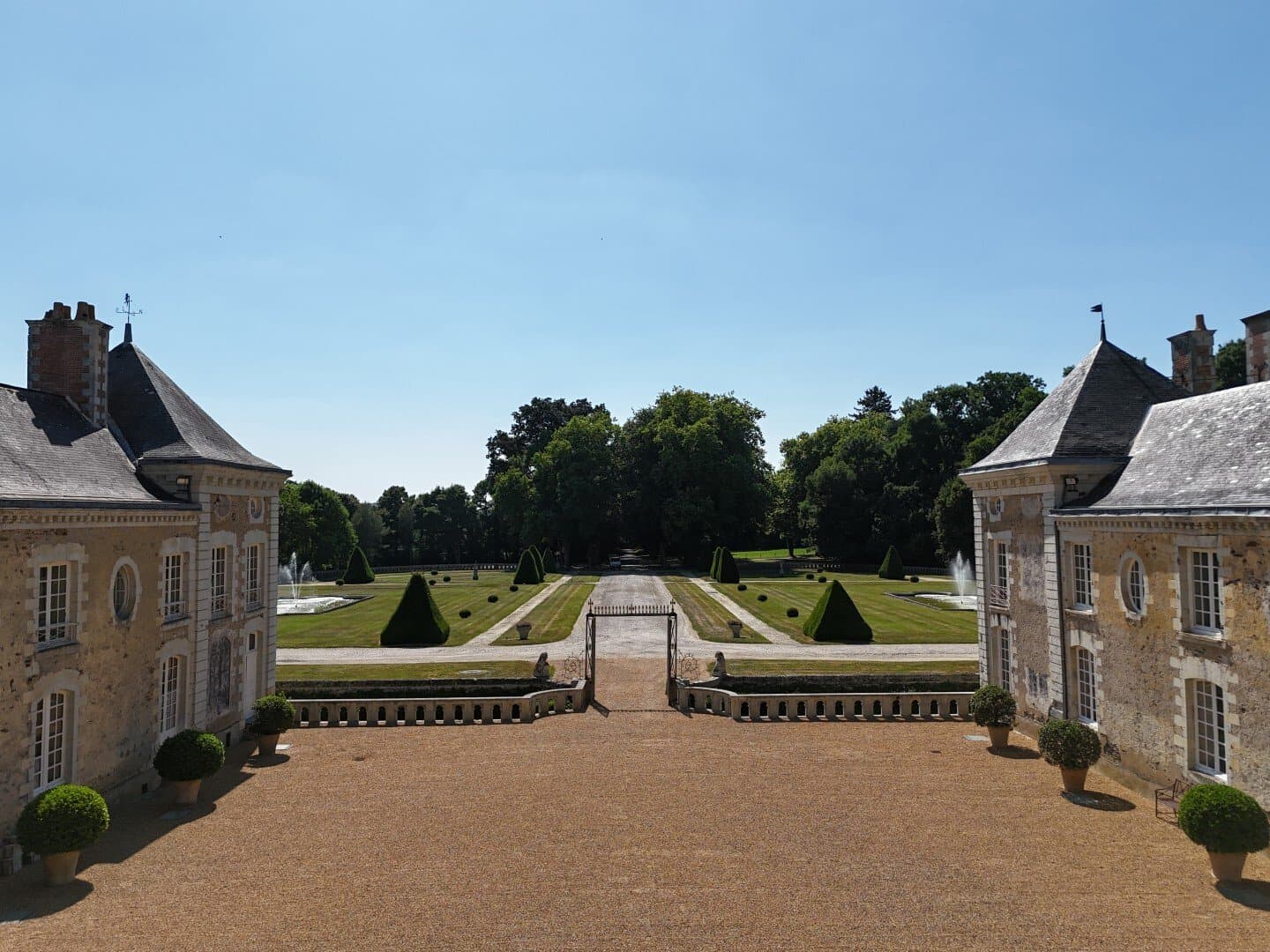 Exceptional 18th Century Château With Private Racecourse And Magnificent Park 4