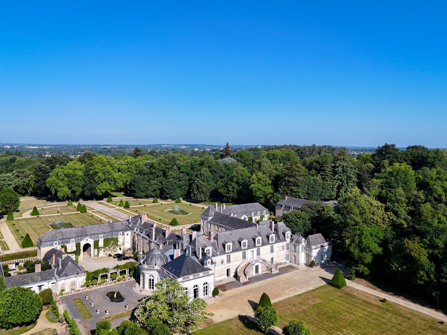 Exceptional 18th Century Château With Private Racecourse And Magnificent Park 3