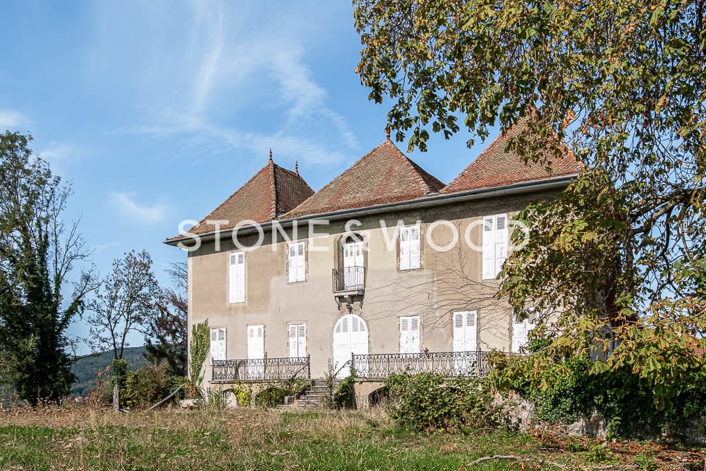 Charming 15th Century Mansion With Panoramic Mountain Views — in France