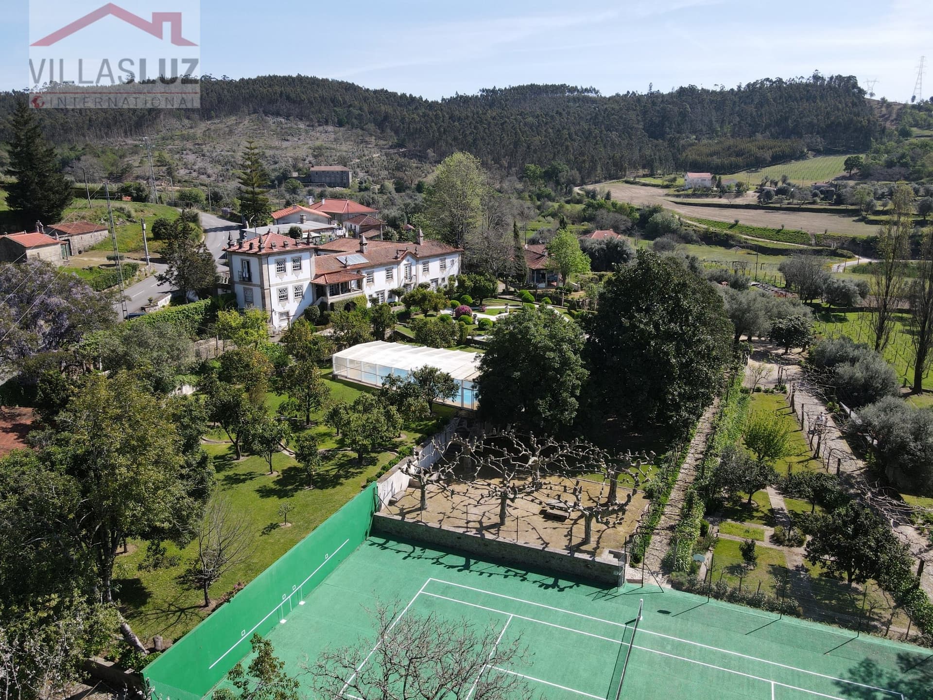 Luxurious 14-Bedroom Manor House With Vineyard In North Portugal 4