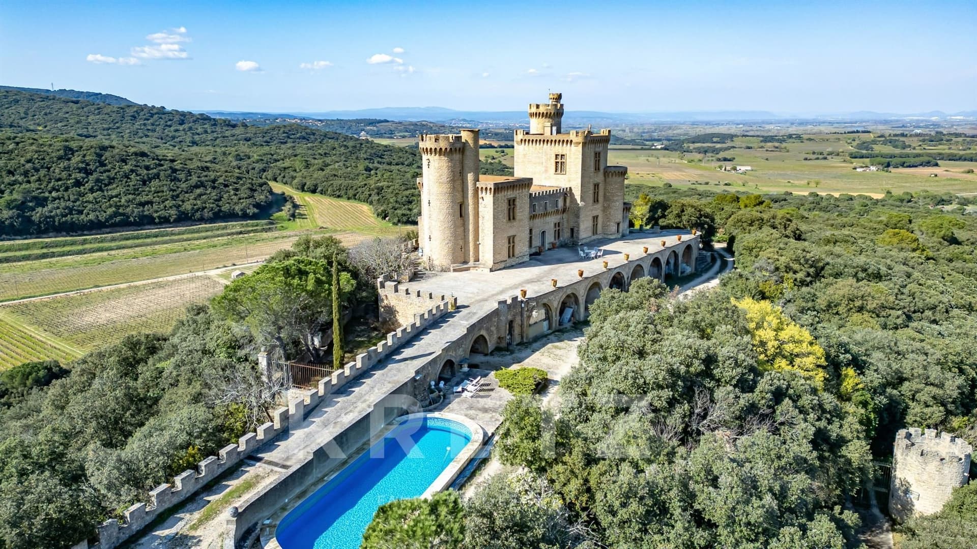 Exceptional 19th Century Castle Panoramic View And Swimming Pool 2