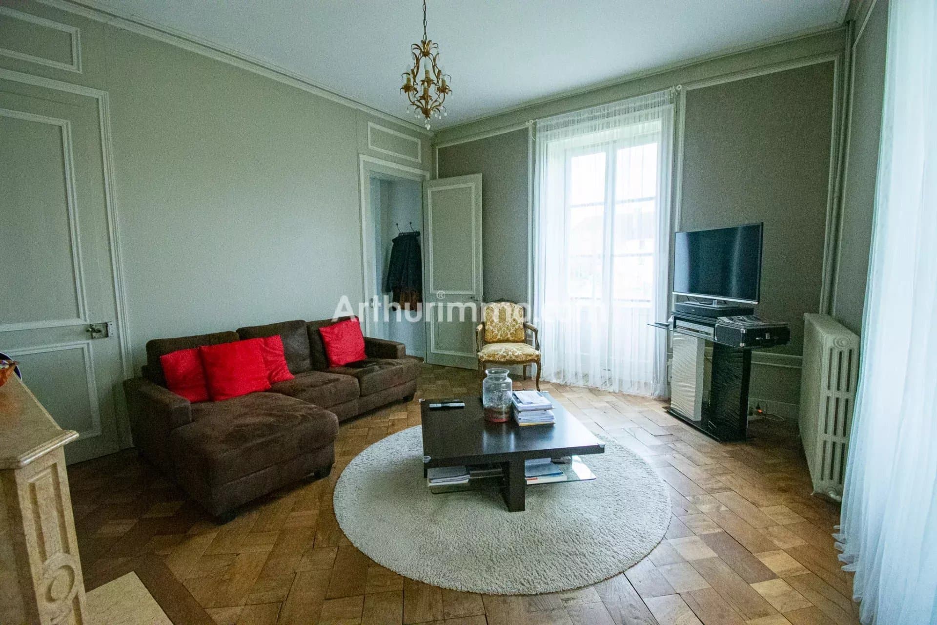 Castles for sale in Arc-et-Senans