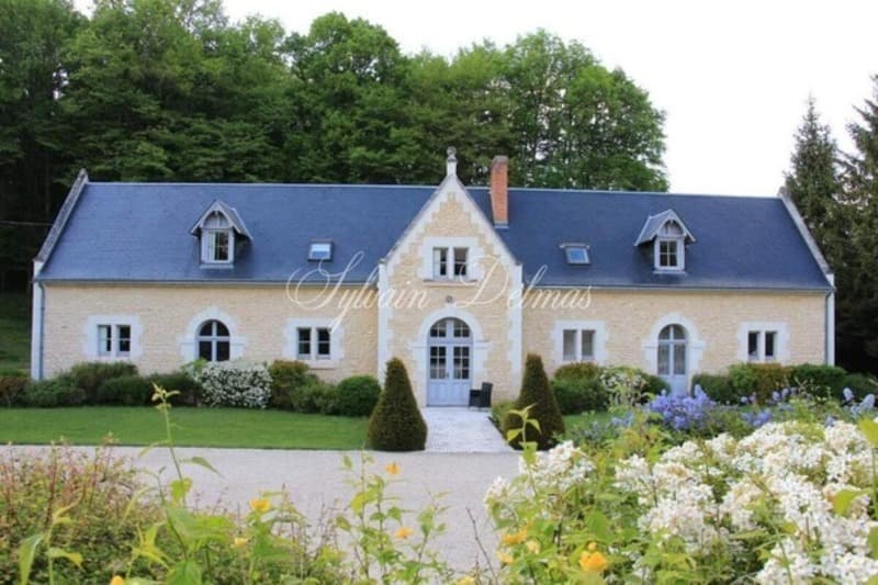 Exceptional Renaissance Château With 33 Bedrooms And Expansive Parkland 4
