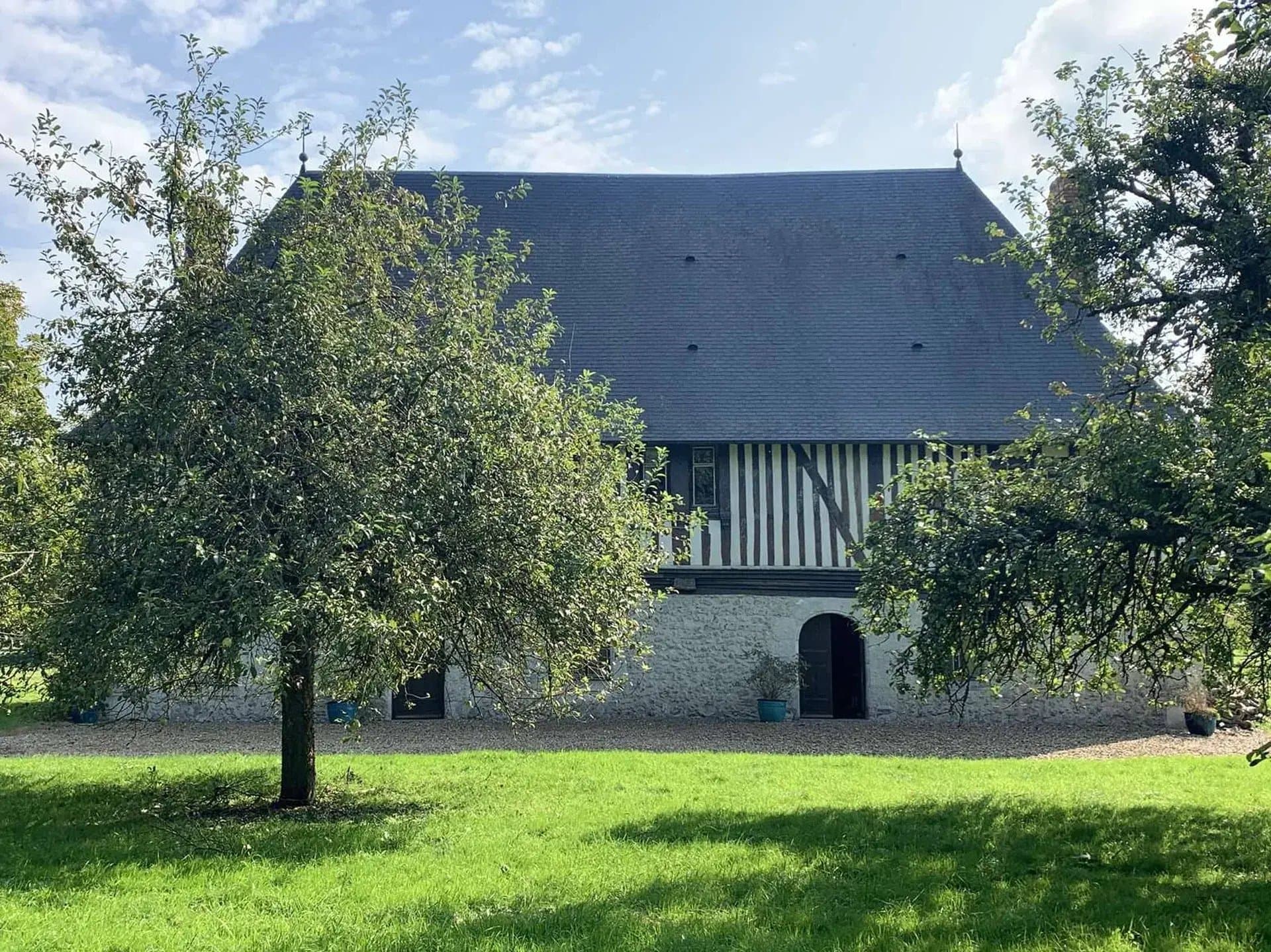 Restored Norman Manor With Outbuildings And 3 Hectares Of Land 3