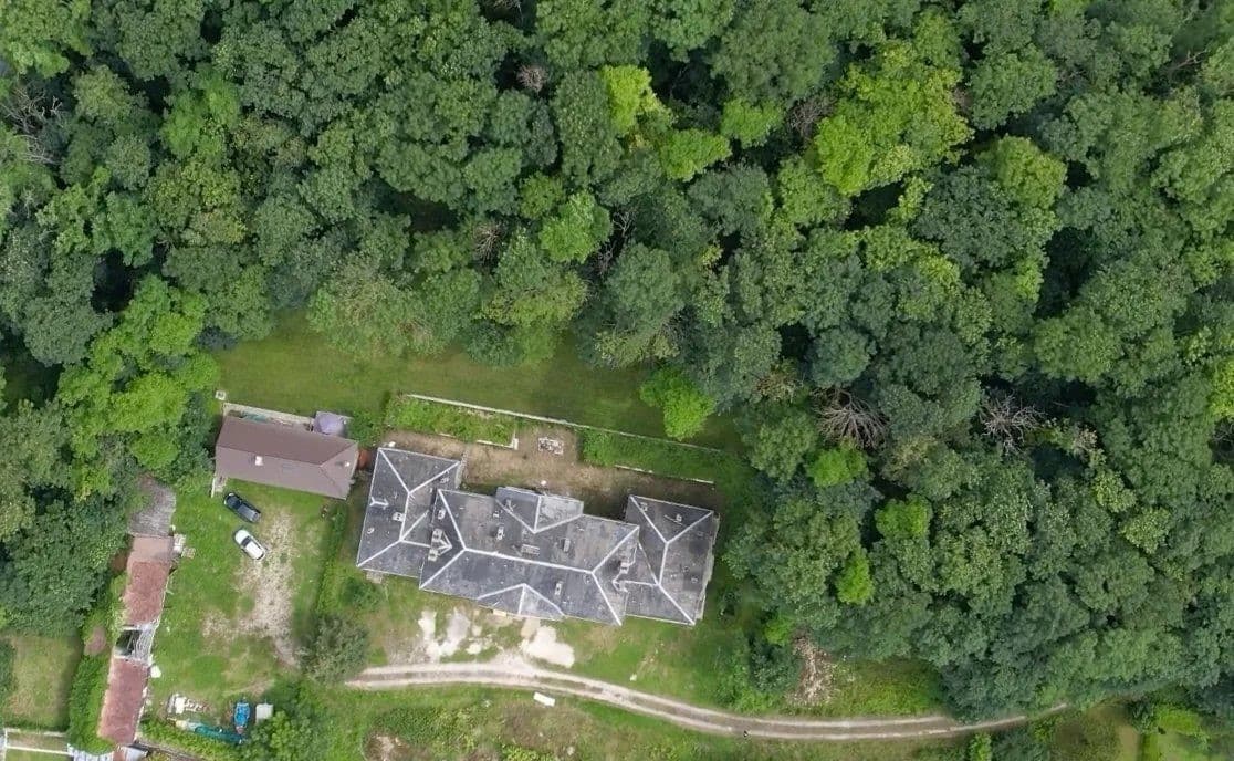 Exceptional 18th Century Château with Vast Attics and Wooded Park 5