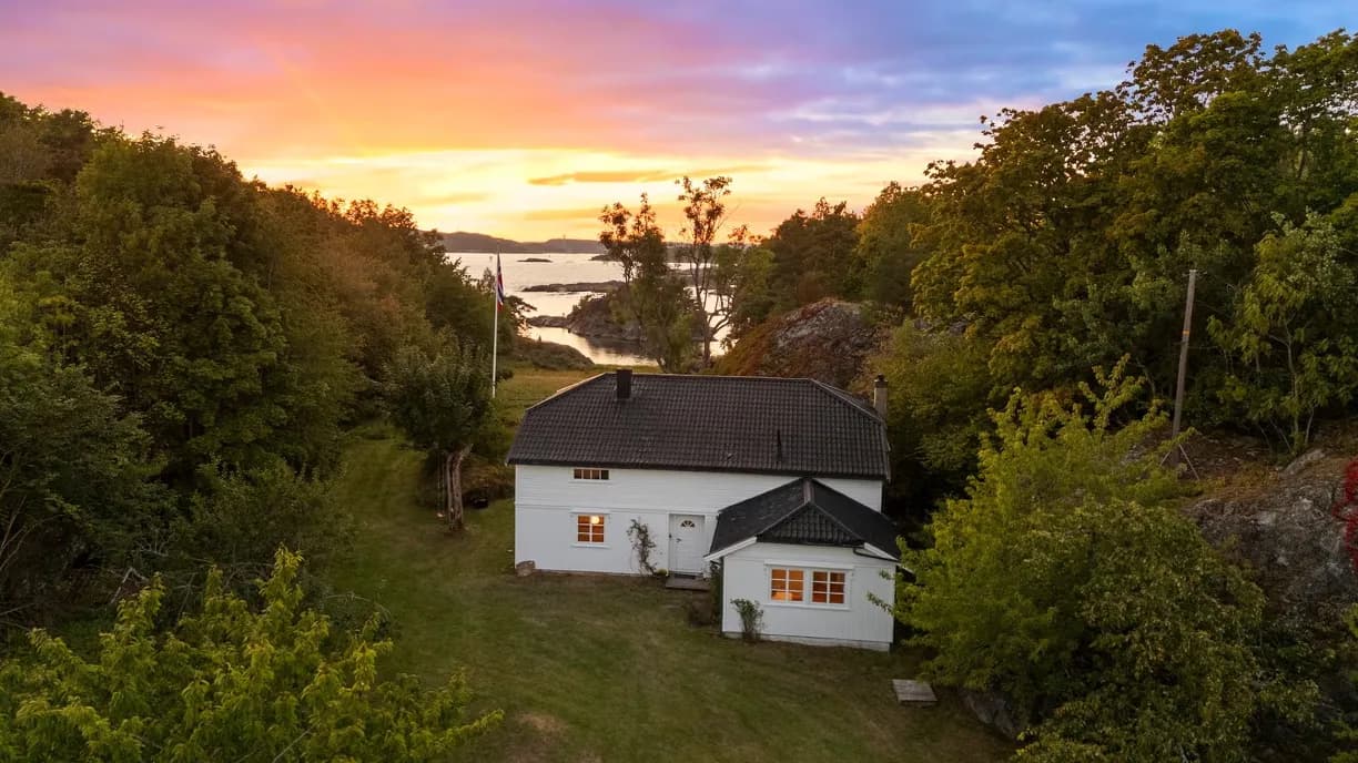 Exceptional Private Island Estate with 60 Hectares and Stunning Coastal Views 2