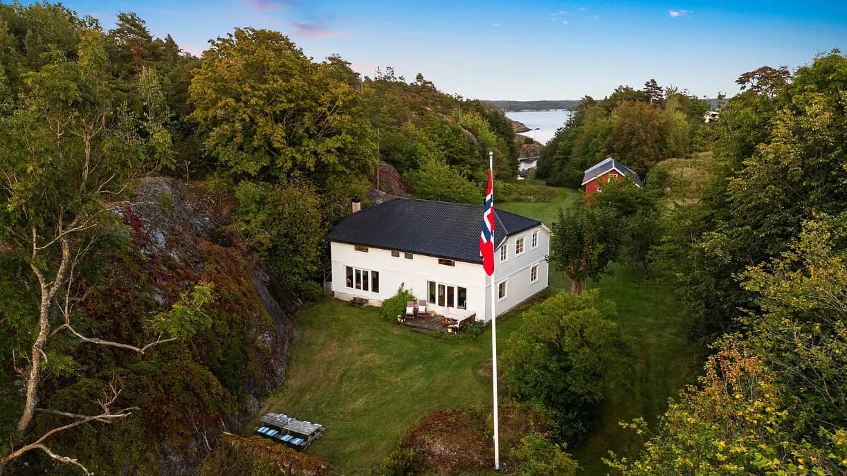 Exceptional Private Island Estate with 60 Hectares and Stunning Coastal Views 5