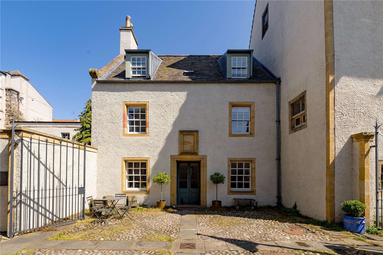 Historic Lamb's House with Walled Garden and Contemporary Pavilion — in Leith, Scotland