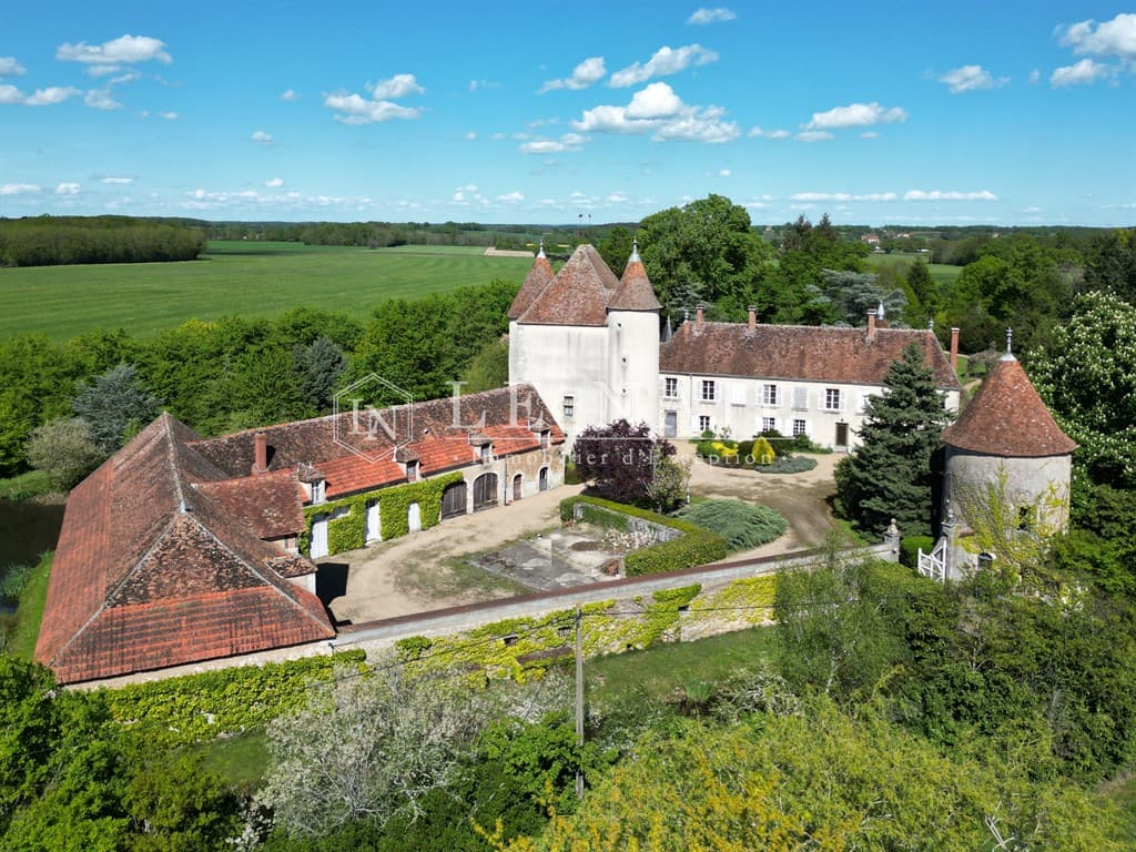 Historic Château with Moat and Outbuildings in the Berry Region 2