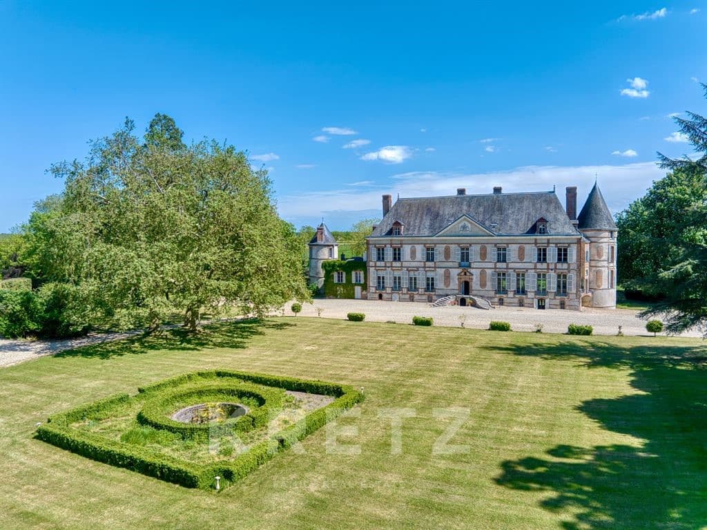 Exceptional Louis XIII Château Set Within 158 Hectares 2