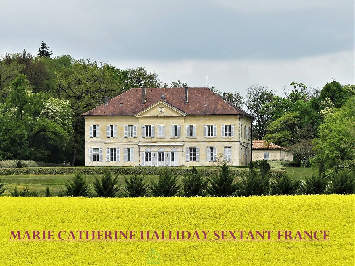 Château With 5 Bedrooms Set In 18 Hectares Of Lush Gardens 2