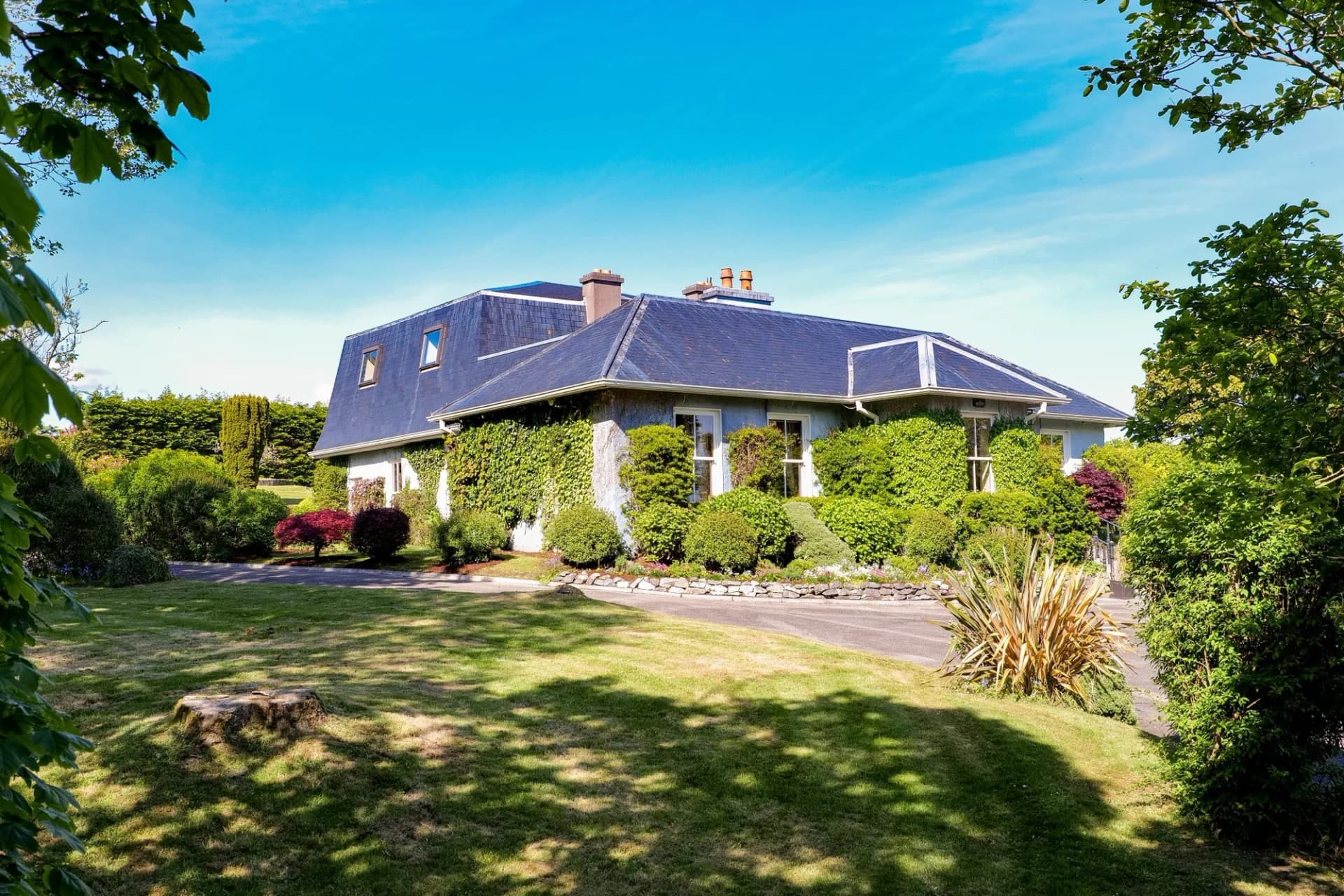 Impressive Late Georgian House with Mature Gardens in Galway 2