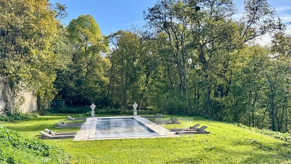 Restored Neo-Gothic Castle With Extensive Grounds And Multiple Accommodations 3