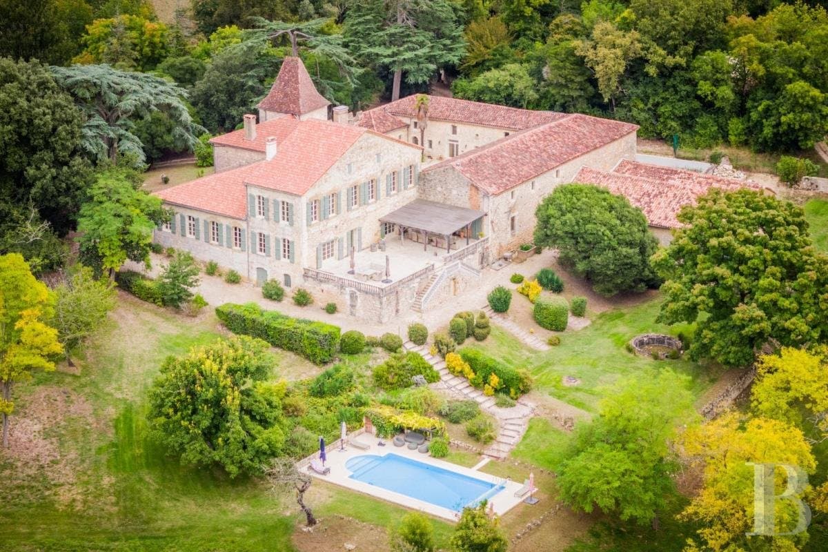 15th Century Château With Swimming Pool And Expansive Grounds — Château for sale in Gers, France