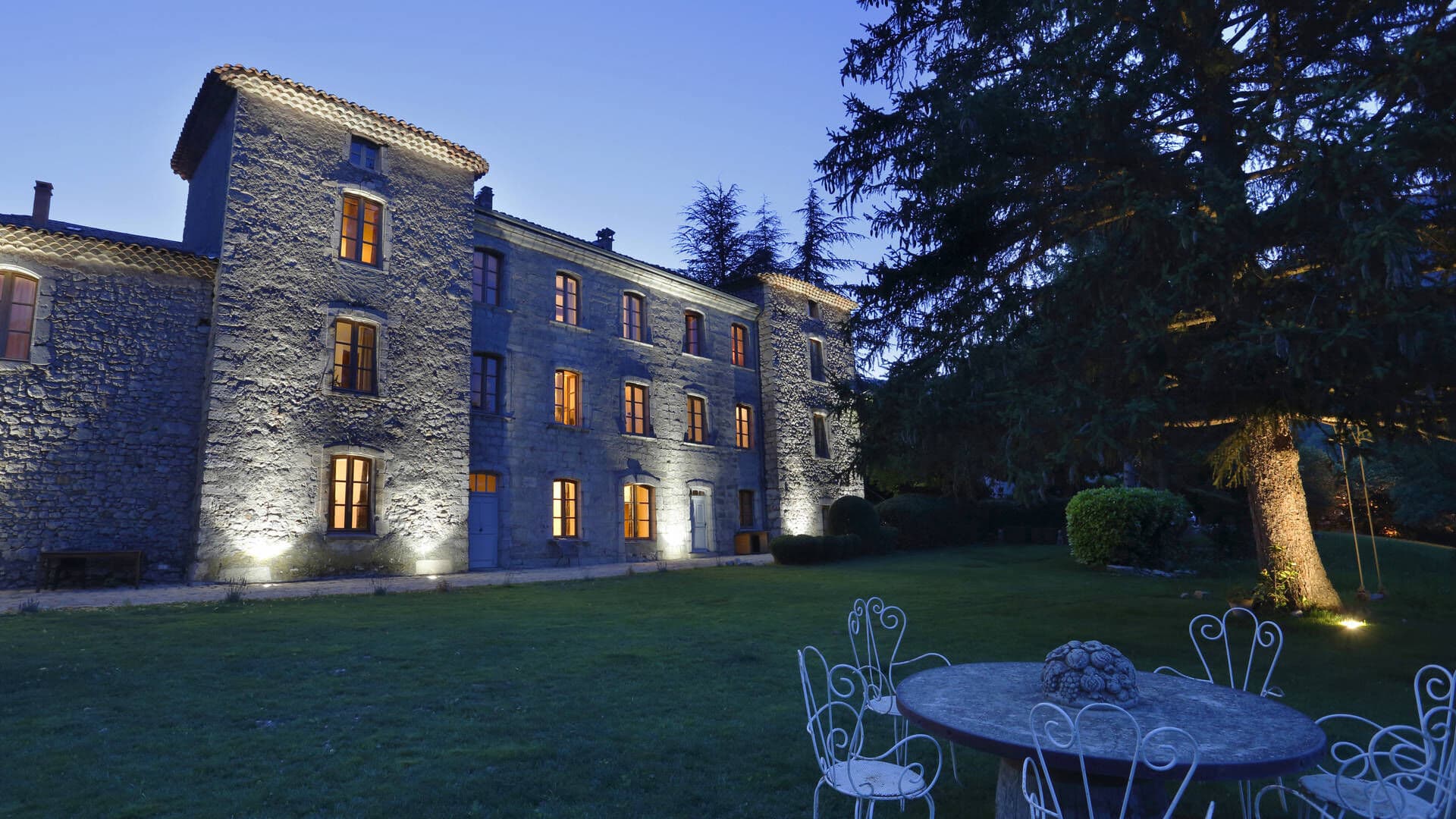 Historic Château with Old Tower and Dovecote in Serene Setting 4
